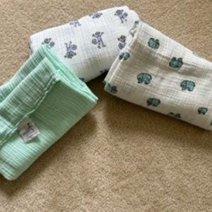 Aden + Anais 3 cotton muslin Blankets